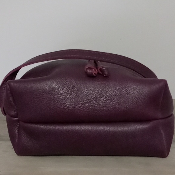 Portland Leather Plum Bucket Bag New💜💜💜 - Picture 6 of 8